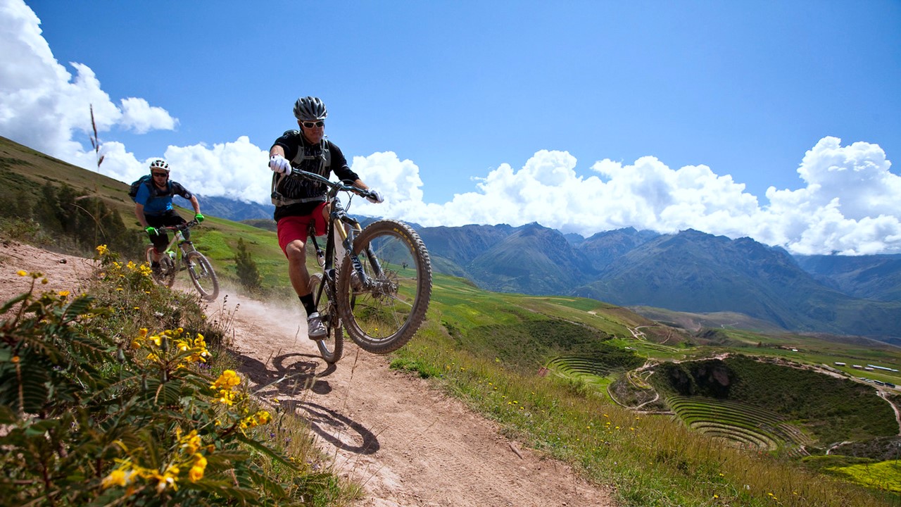 Biking Maras Moray Salineras